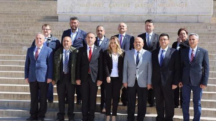 AKSİADcılardan Anıtkabir ziyareti