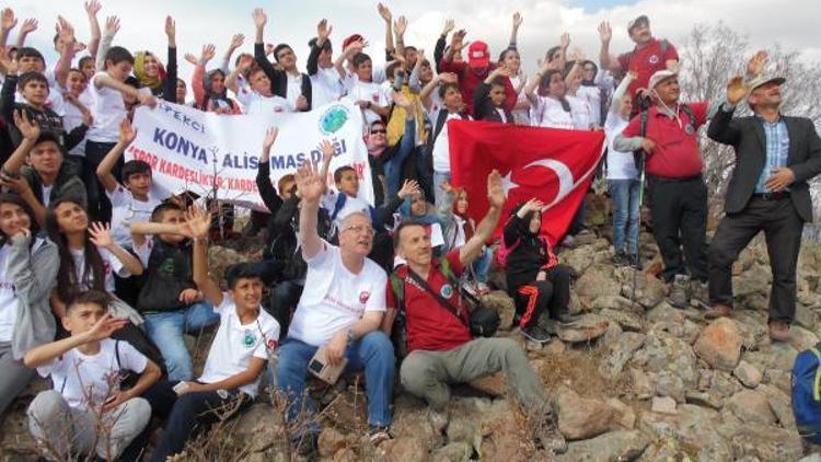 Dağcılardan zirvede Spor Kardeşliktir mesajı