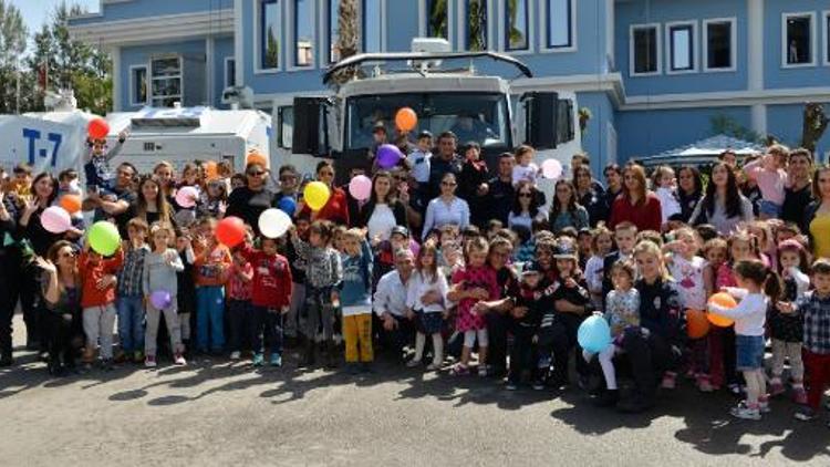 Konyaaltı kreşi öğrencileri, polis teşkilatını ziyaret etti