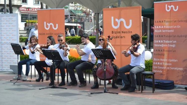 Bizim Neslin Uşakları’ndan sokak konserleri