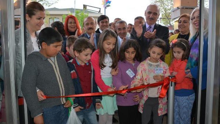 Büyükçekmeceli öğrenciler dünyaya farklı gözlerden bakıyor