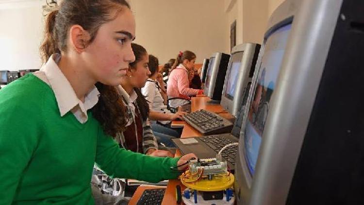 Elektrik Mühendisleri Odası Samsun Şubesinden öğrencilere dev destek