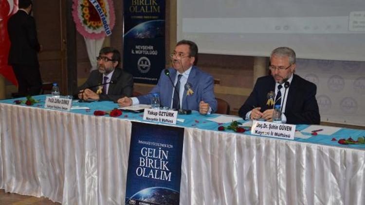 Nevşehir’de ‘tevhit ve vahdet’ temalı panel düzenlendi