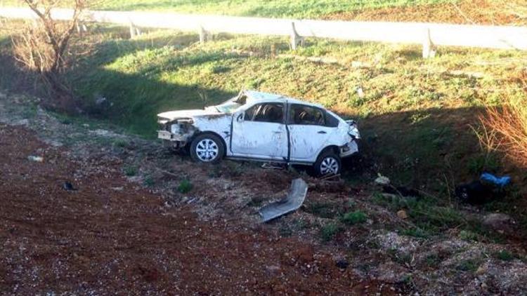 Şarkikaraağaçta trafik kazası: 5 yaralı