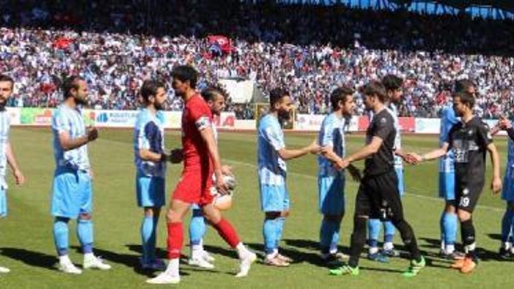 B.B. Erzurumsporda taraftar ve futbolculara uyarı: Tahrikleri kapılmayın