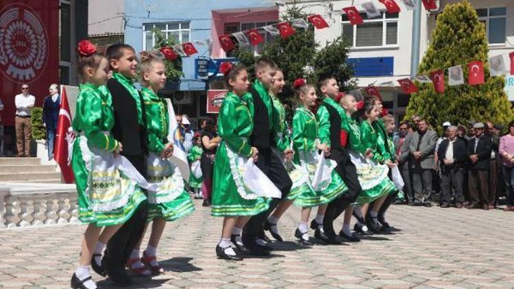 Ahmetbey Belediyesi tarafından yaptırılan belde evi açıldı