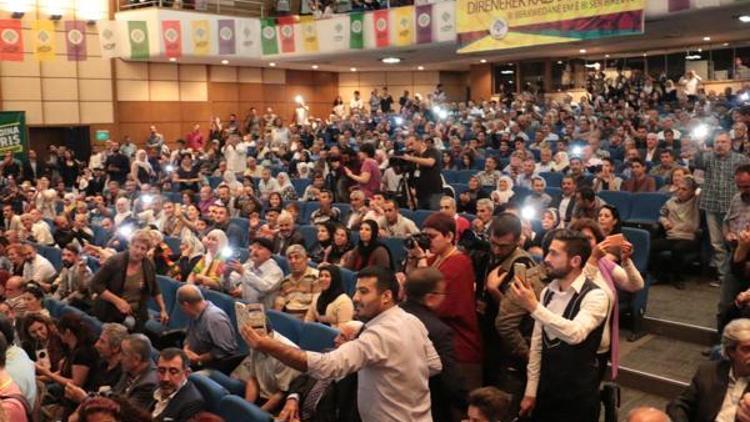 HDP İzmirde başkanlarını seçti