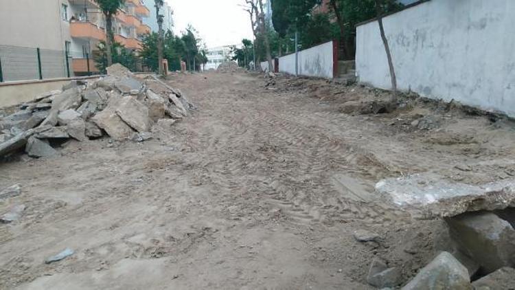 Çamlıkent’te yol ve kaldırım çalışmalarına başlandı