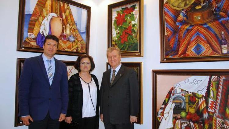 Ressam Sarıbaş, Türk kültürünü tuvale yansıttı