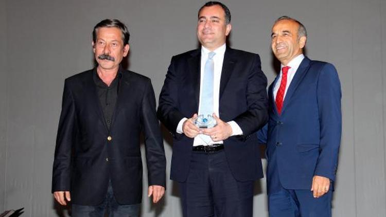 Film Festivalinden Çankayaya plaket