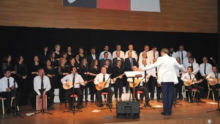 Bozüyükte Türk Halk Müziği Konseri