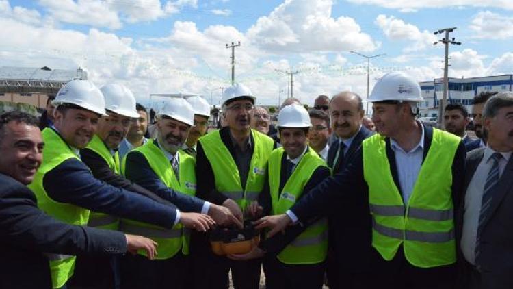 Türkiye’nin ilk güneş paneli tesisinin temeli atıldı