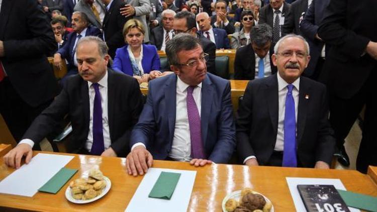 Kılıçdaroğlu: Davutoğlunun istifaya zorlanmasının nedeni, Davutoğlu rüşvet ve yolsuzlukları istemiyordu