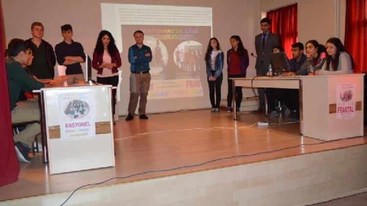 Artvin’de ‘Matematik Ligi yarışmasını İskebe Anadolu Lisesi ekibi kazandı