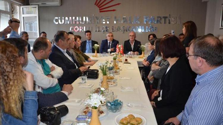 Baysan’dan, CHP İlçe Başkanı Başkan Akar’a Ziyaret
