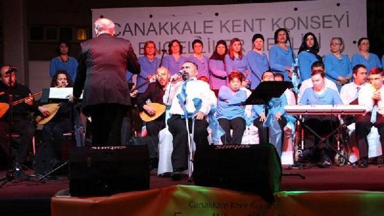 Çanakkalede Engelliler Meclisi Türk Halk Müziği Korosu konseri