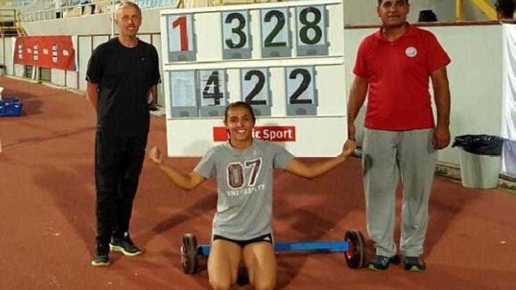 Adanalı milli atletten yeni rekor