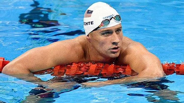 Dünya şampiyonu yüzücüye silahlı soygun