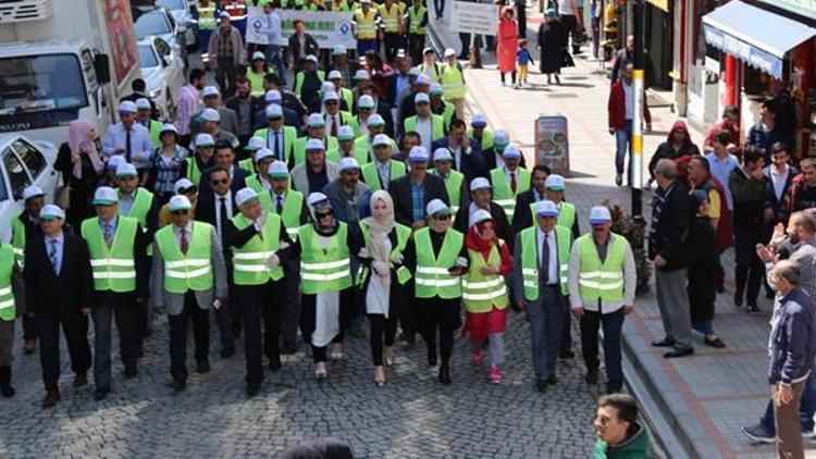 Rize’de ‘Temiz Çevre’ sloganı ile yürüyüş gerçekleştirildi