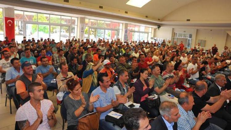 Seferihisarda belediye işçileri haklarını öğrendi