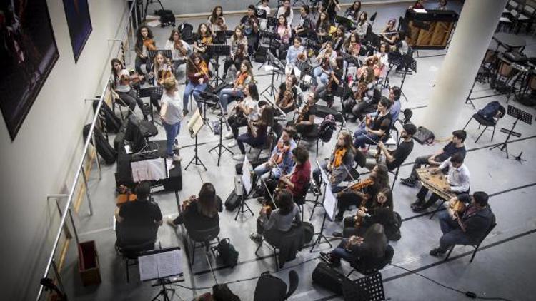 Türkiyenin ilk Çocuk ve Gençlik Senfonisi, ilk konserine hazırlanıyor