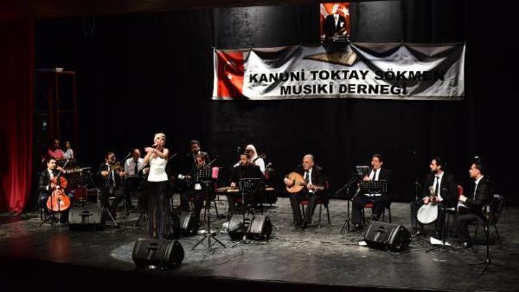 TRT sanatçılarından musiki dolu gece