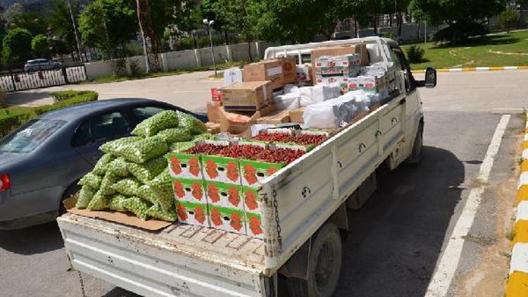 Amasyalı çocuklar, asker ve polis amcalarına yiyecek gönderdi