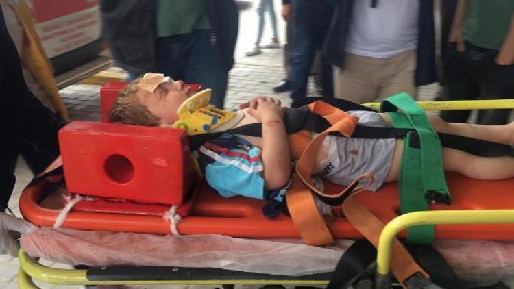 7 yaşındaki çocuk balkondan düşüp yaralandı