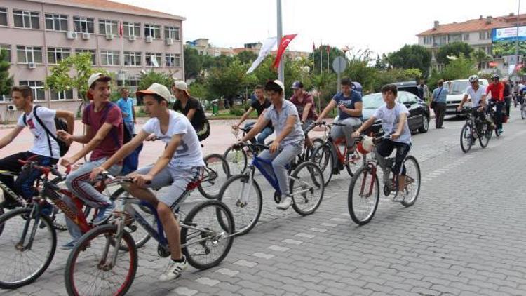 Kınıkta sağlıklı yaşam için pedala bastılar