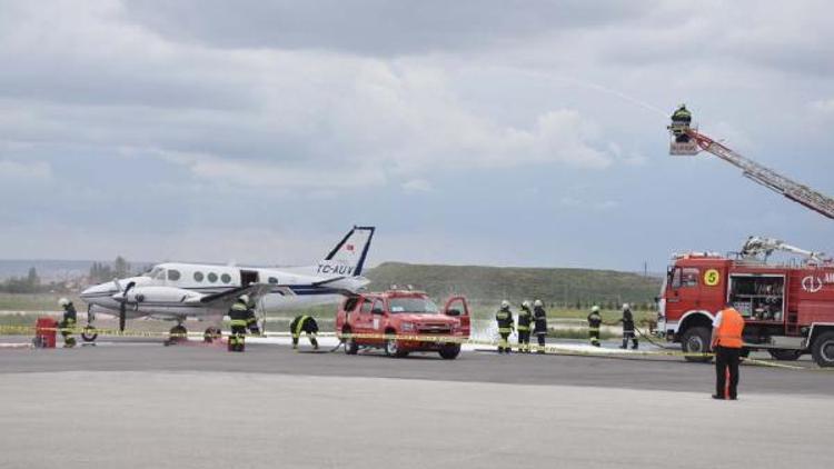 Eskişehirde uçak kazasına müdahale tatbikatı