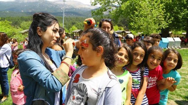 Bilgi Evi öğrencilerinin piknik keyfi