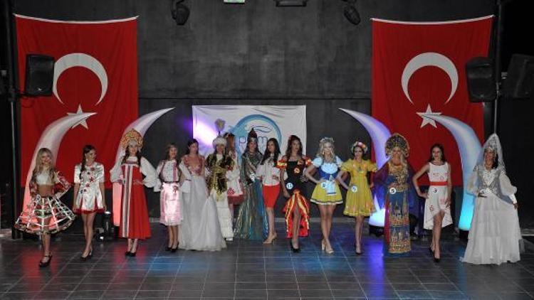 Kazakistanlı güzel Miss Ephesus oldu