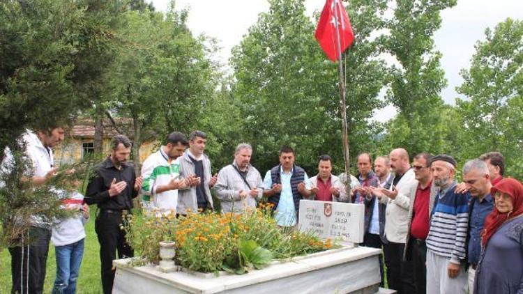 21 yıl önce şehit olan askerin silah arkadaşlarından vefa