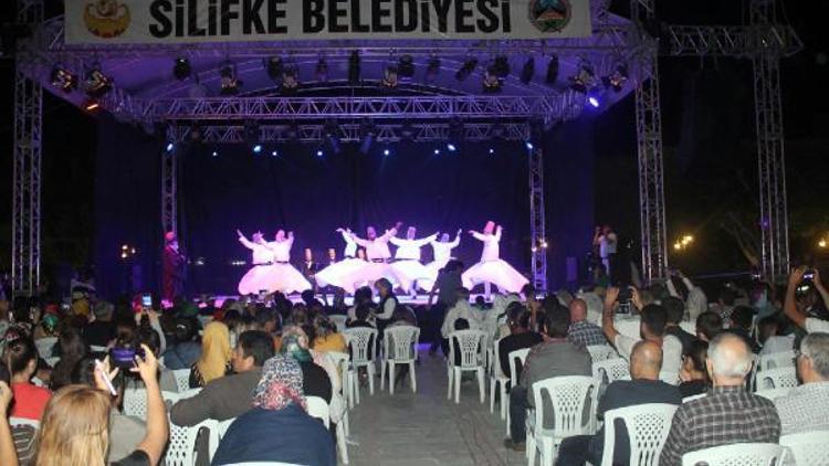 Silifke’de semazen gösterisi festivale renk kattı