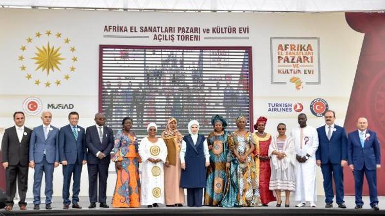 Afrikalı kadınların ürettikleri tarihi konakta satılacak