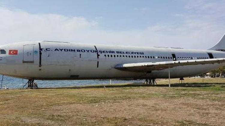 Airbus A300 yolcu uçağının batırılmasında geri sayım