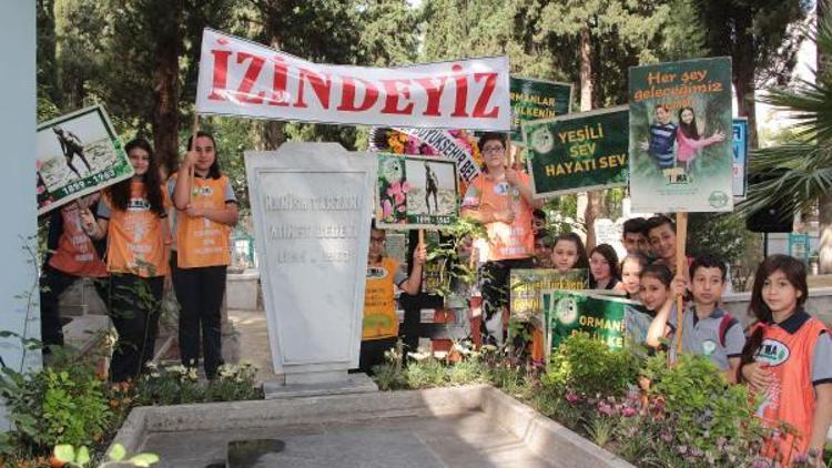 Manisa Tarzanı Ahmet Bedevi, mezarı başında anıldı