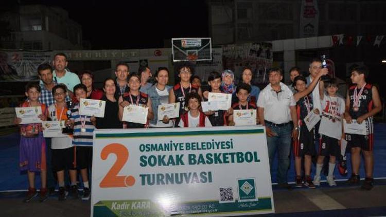 Osmaniyede sokak basketbol turnuvası sona erdi