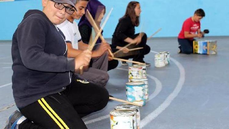 Tomarza Bahar Şenliklerinde renkli sahneler yaşandı