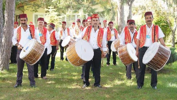 Ramazan davulcuları sahurda mehter marşı çalacak