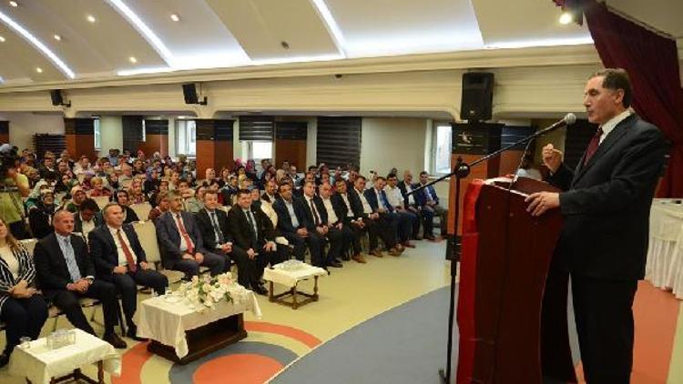 Cumhurbaşkanı Başdanışmanı Malkoç: Yeni anayasa ve başkanlık sistemine ihtiyacımız var