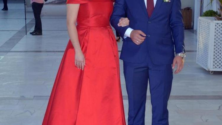 Pınar Işıl ile Yunus Emre evlendi