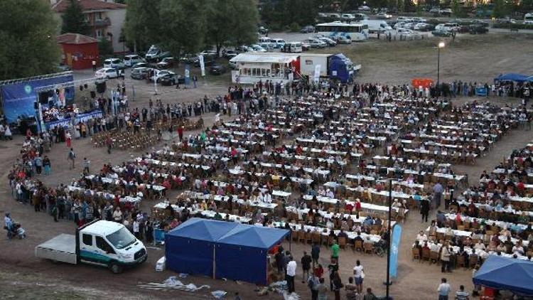 Odunpazarı Belediyesi iftar çadırında hergün yemek verecek