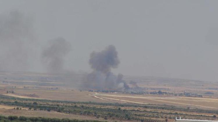 Suriyedeki IŞİD hedeflerini karadan obüsler, havadan uçaklar vuruyor