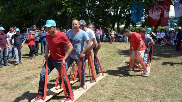 Geleneksel aile pikniğinde stres attılar