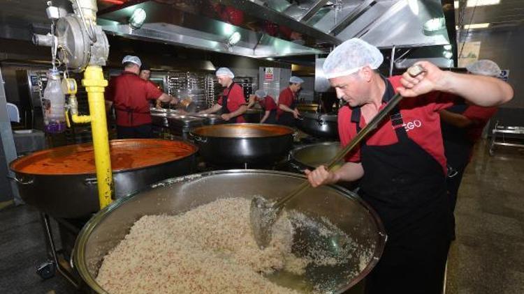 Büyükşehirin iftar yemekleri EGOnun modern mutfağından