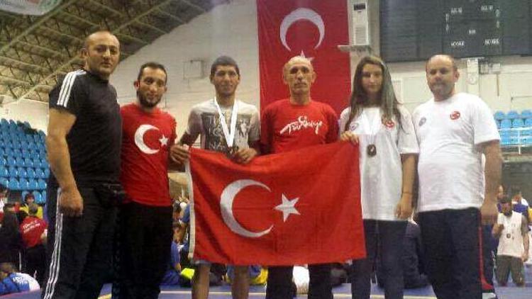 Wushu Balkan Şampiyonasından Kayserili sporcular, 4 madalyayla döndü