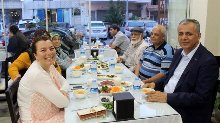 Şehit yakınları ve gazilere iftar