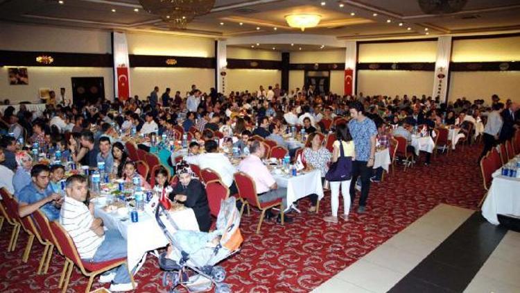 Sanko yöneticileri ve çalışanları iftarda buluştu