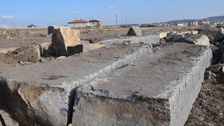 Tomarza taşı dayanıklılığı ve renk seçenekleri ile ilgi odağı